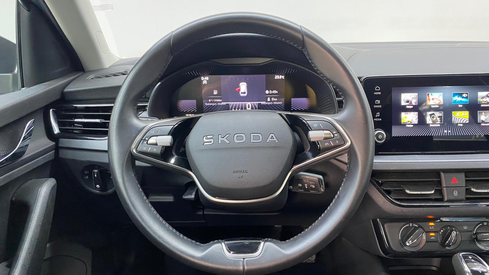 SKODA SCALA 10